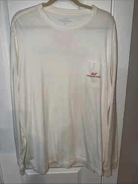 Vineyard Vines Men's Long-Sleeve Pocket Tee in Cream with Pink Whale